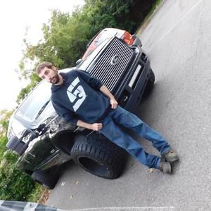 Meet your Posher, Louis